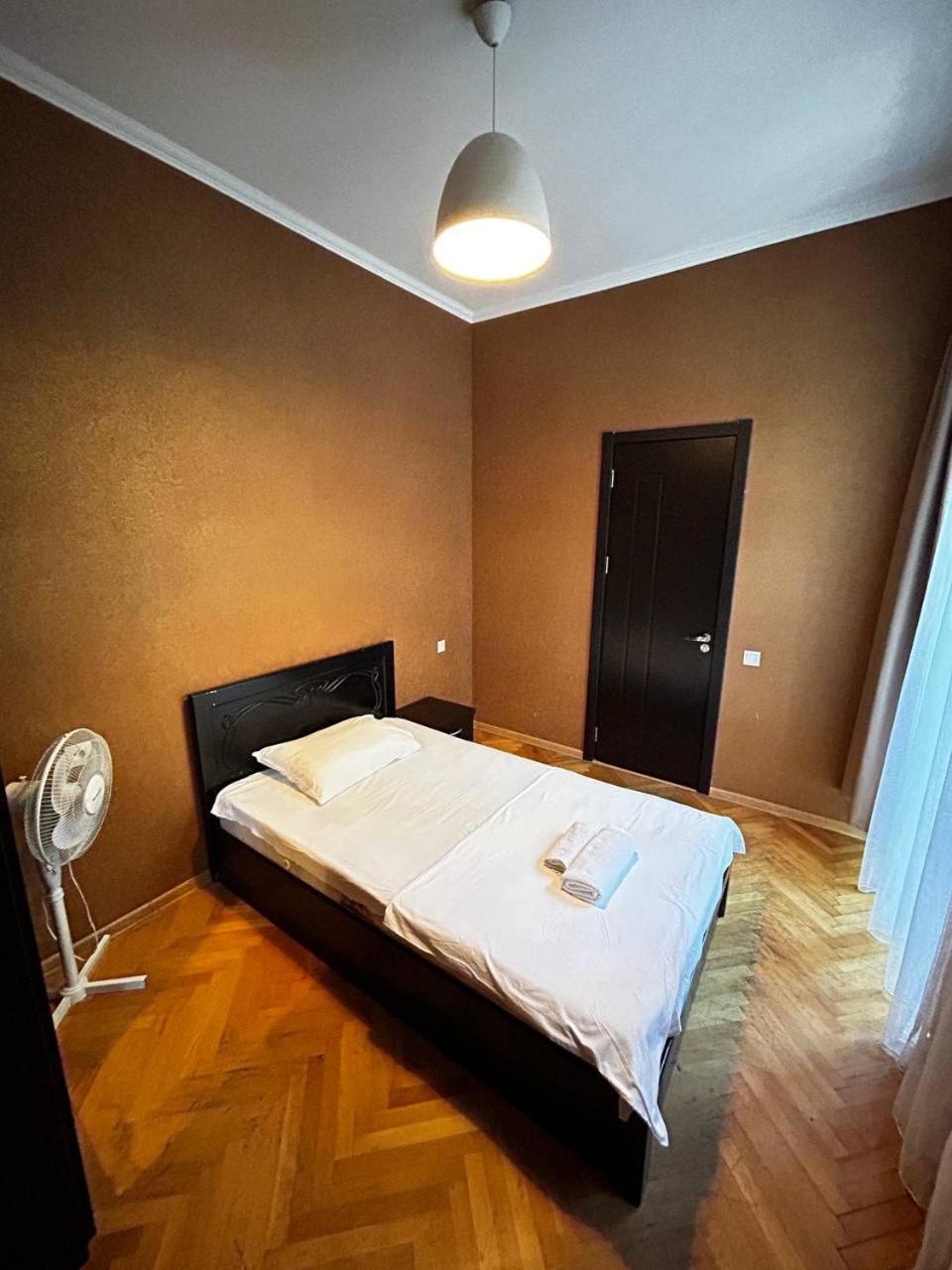 Duma Hotel Тбилиси Экстерьер фото