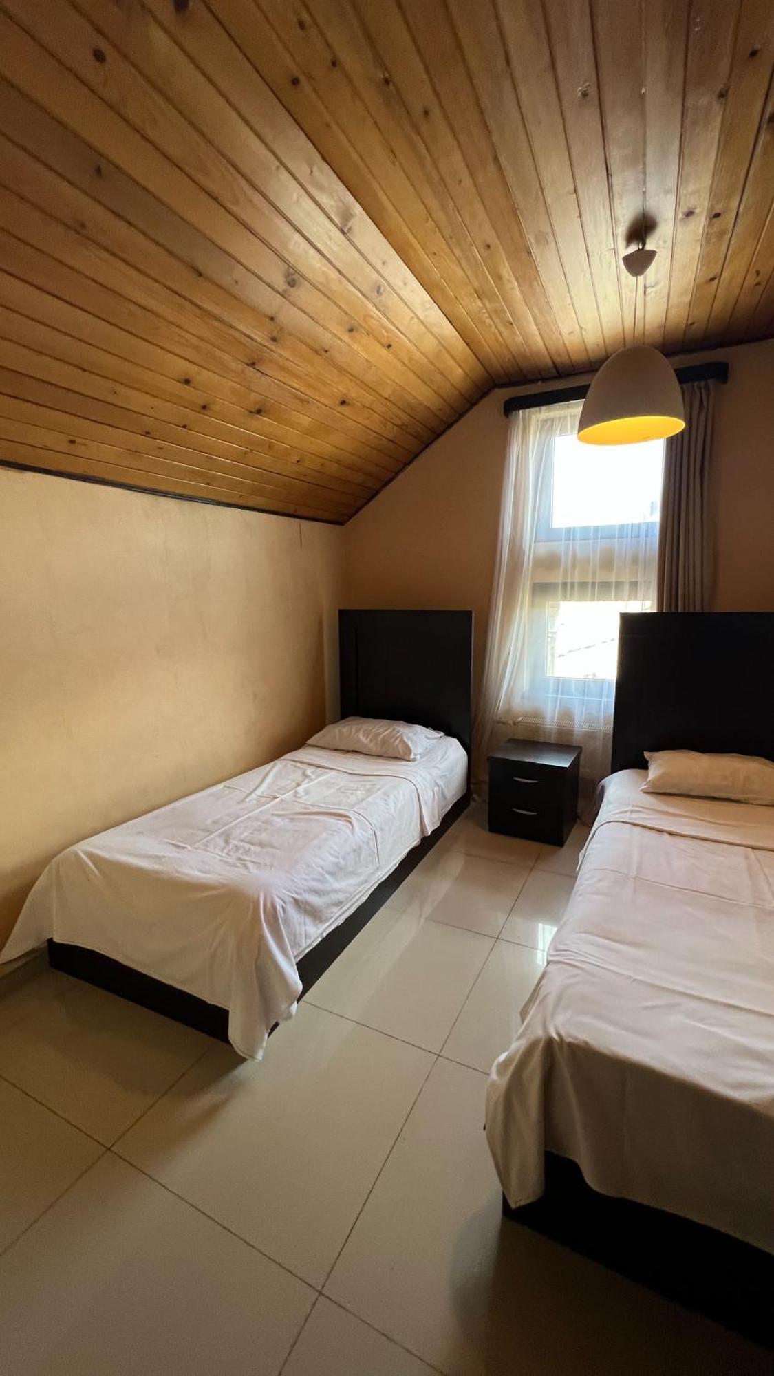 Duma Hotel Тбилиси Экстерьер фото