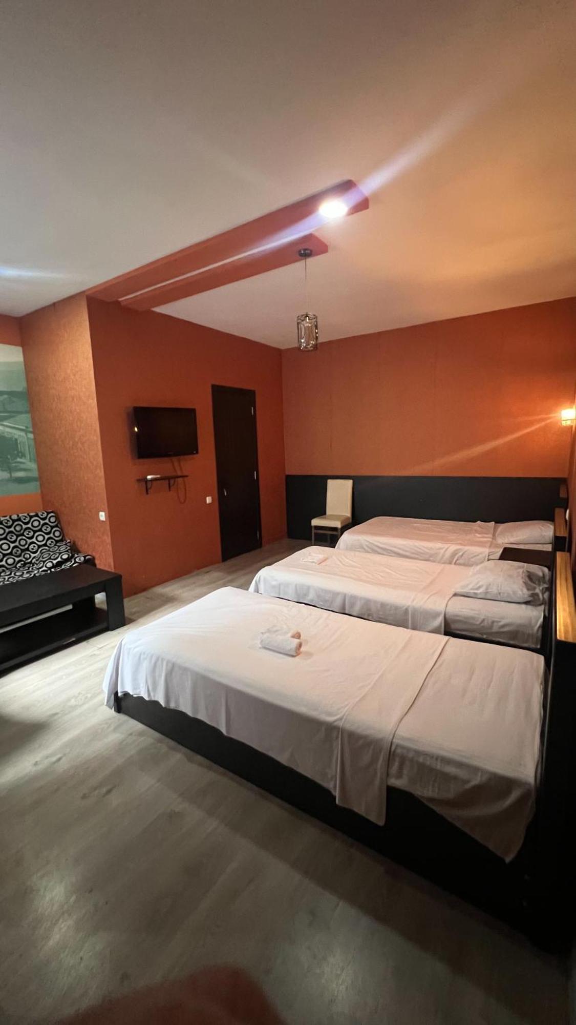 Duma Hotel Тбилиси Экстерьер фото